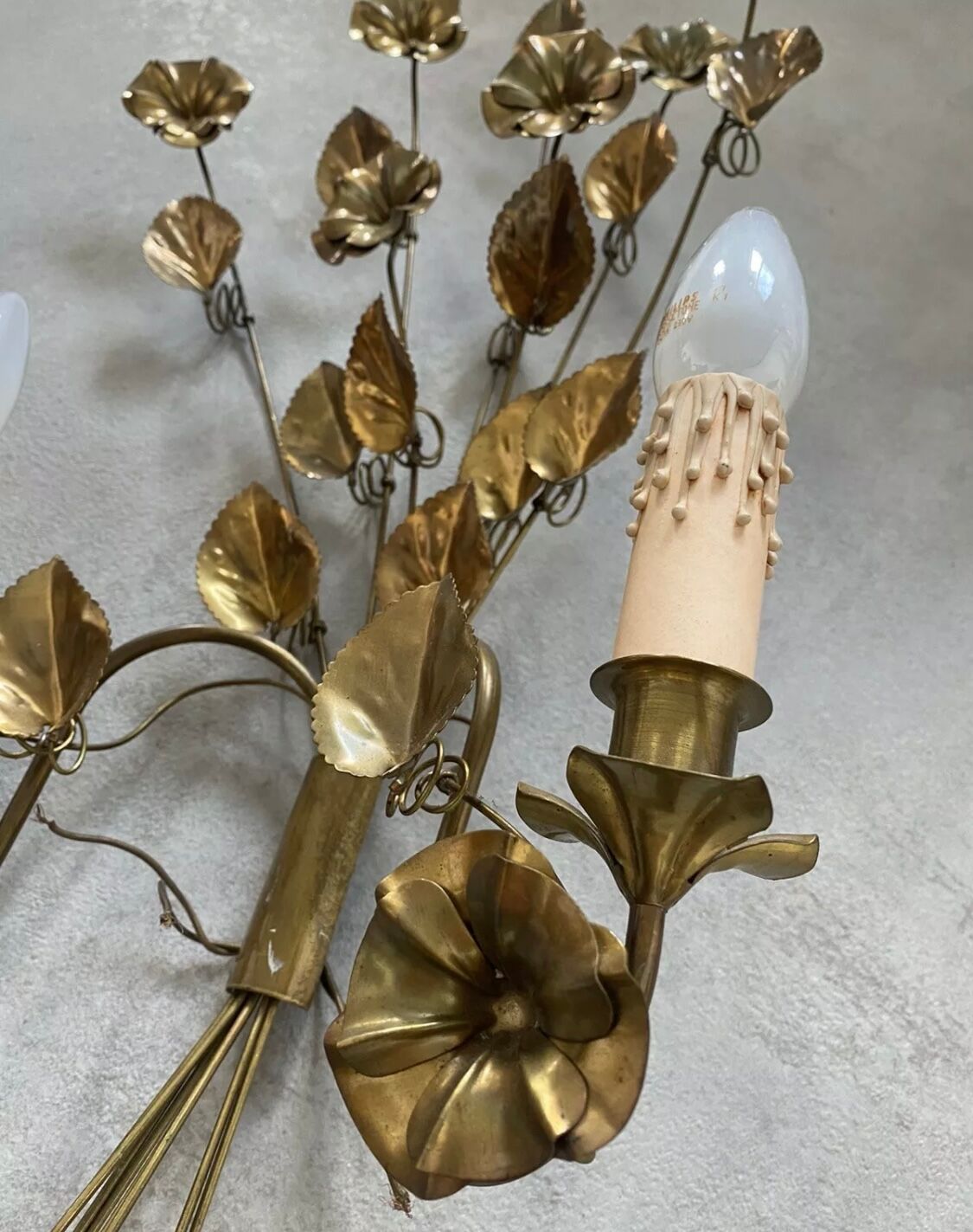 Wall lamp golden brass flowers style Hollywood Regency year 70