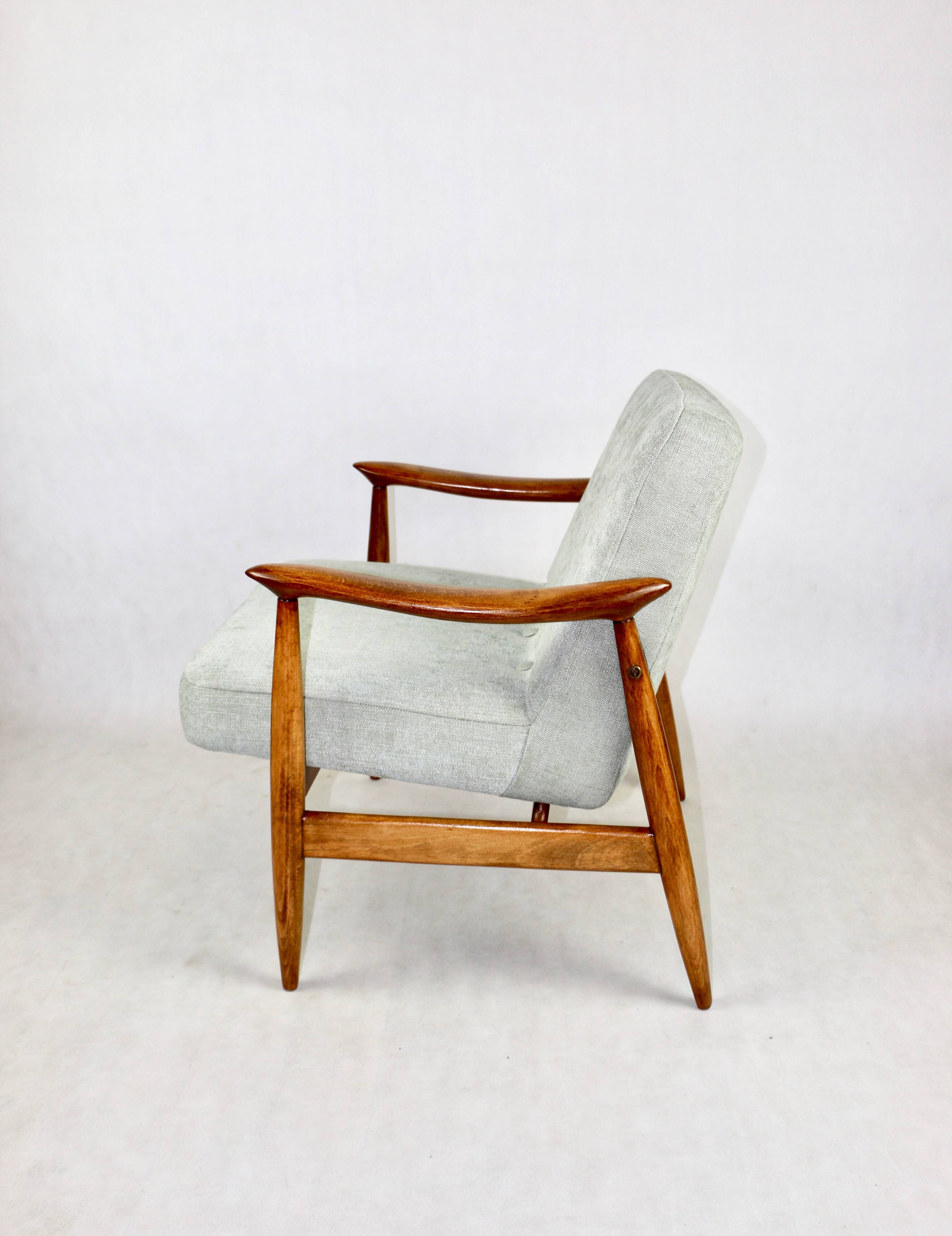 Vintage armchair GFM 300-202 design J.Kedziorek Loft 70s vintage light green