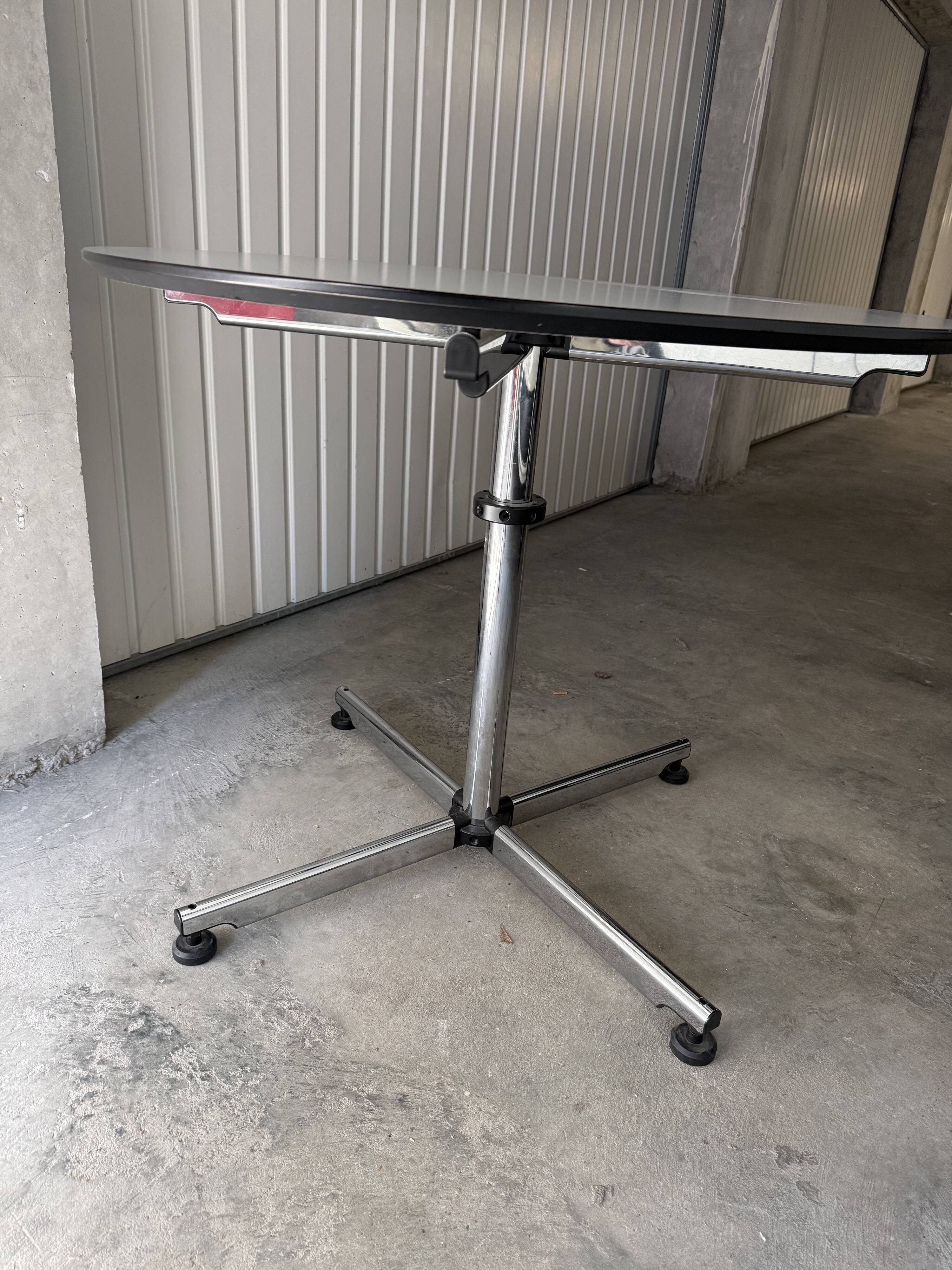 Table ronde USM Kitos