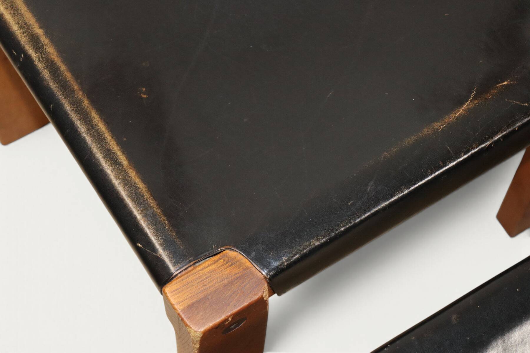 Set of 4 S24 chairs by Pierre Chapo – Solid elm and black leather – 1970