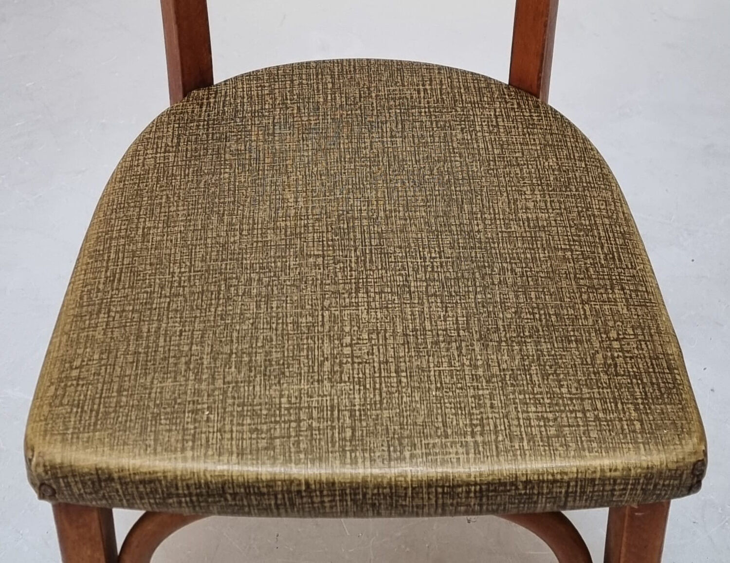 Chaises du milieu du siècle