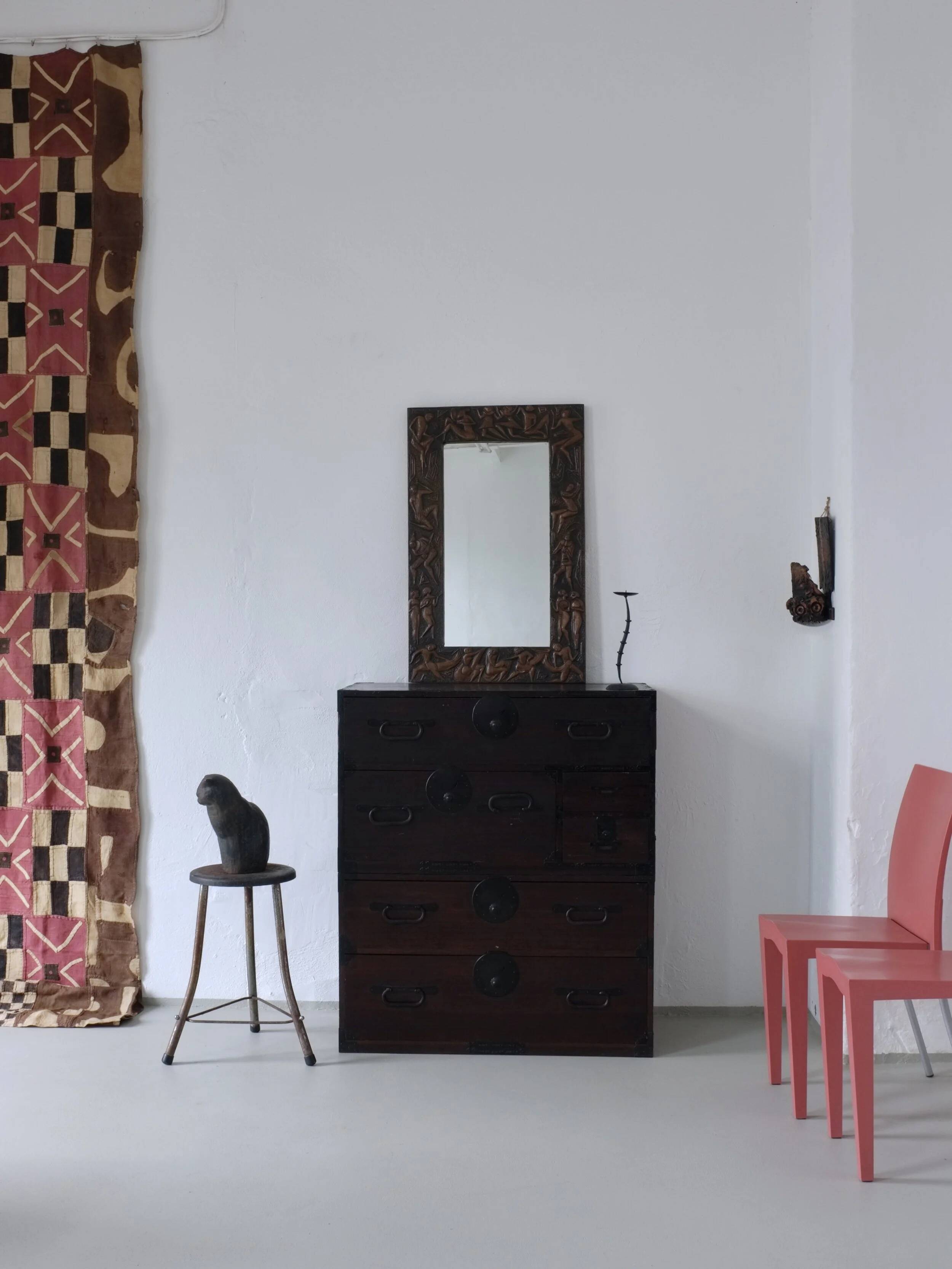 Copper relief wall mirror | Bragalini Angelo style | Italy | 1970s