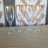 Set of 4 champagne flutes gold border