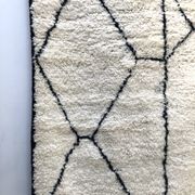 Moroccan Berber carpet Beni Ouarain with black graphic patterns 3,09x1.99m