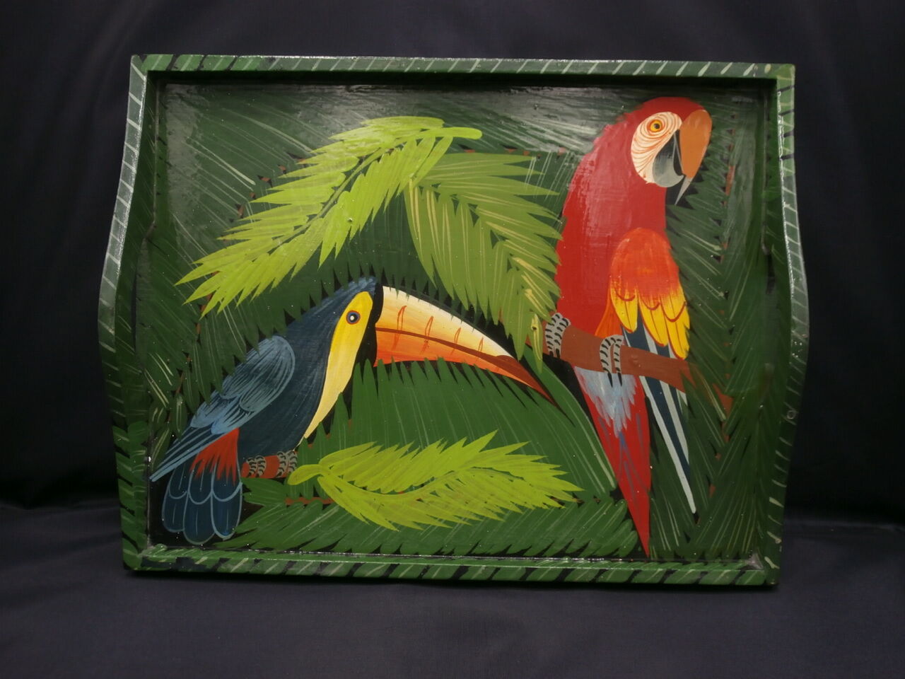 Tray wood décor jungle