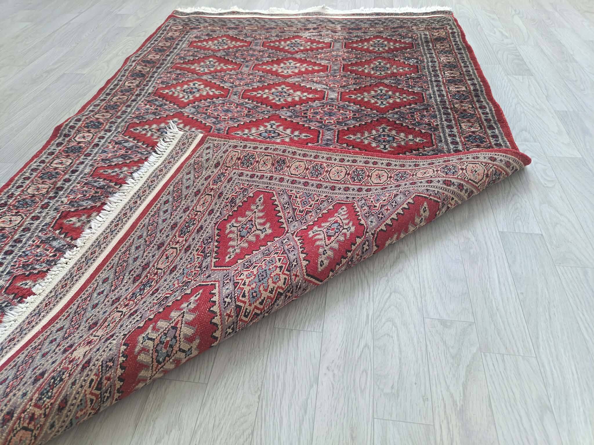 Handmade Pakistani carpet