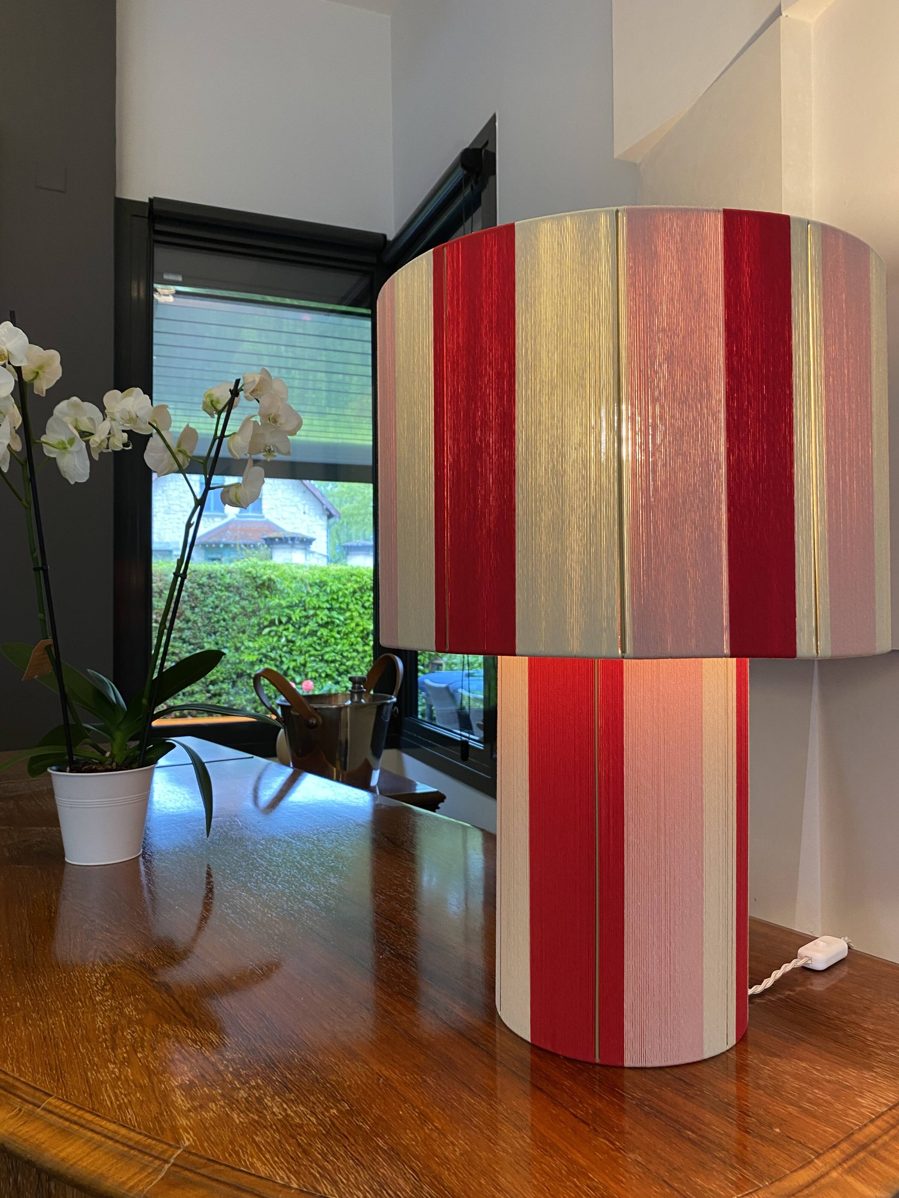 The Elegant Powder Red