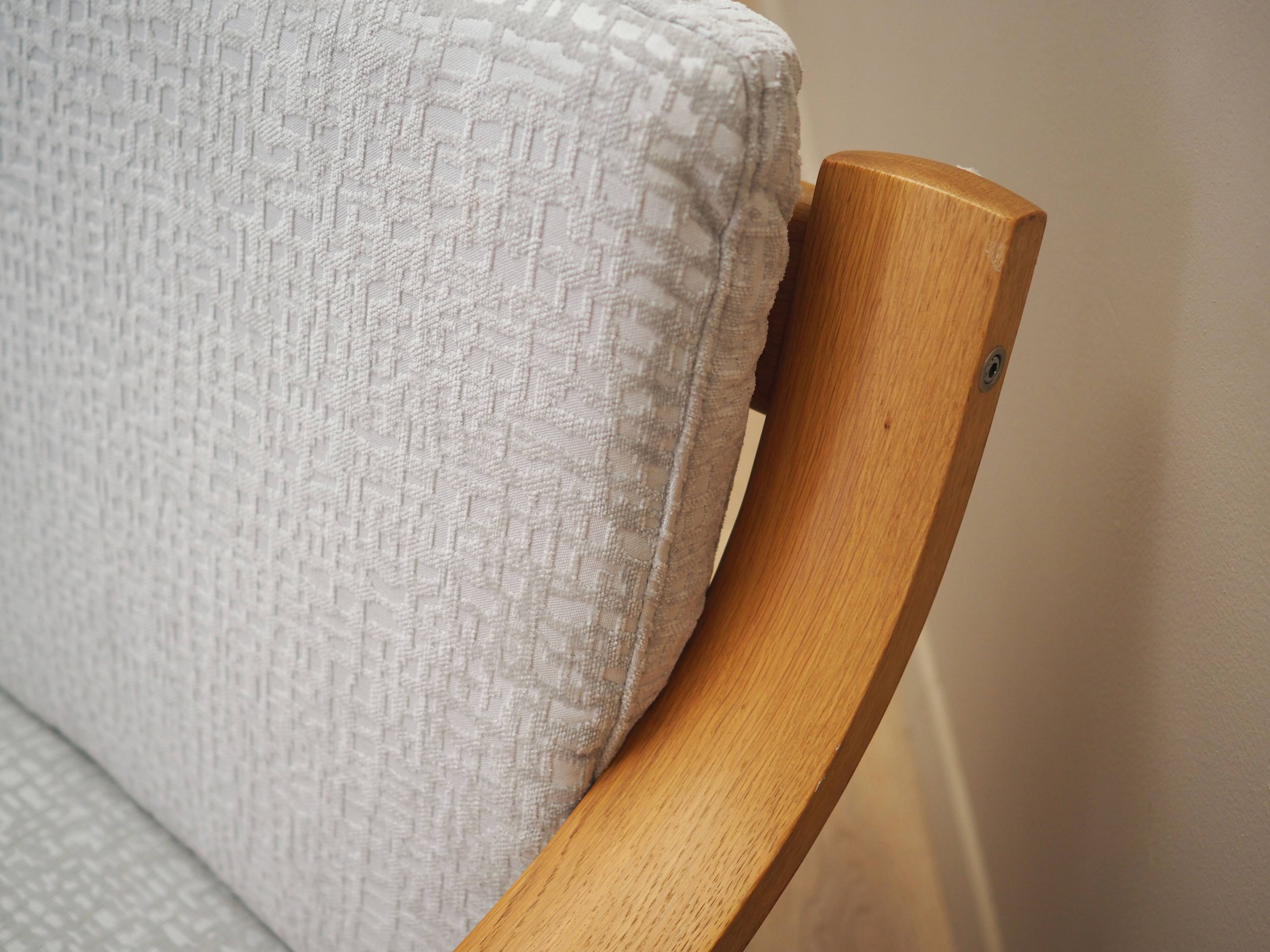 Canapé en chêne, design danois, années 1960, designer : Hans J. Wegner, fabricant : Getama