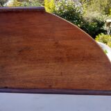 Portable wooden script, curtain
