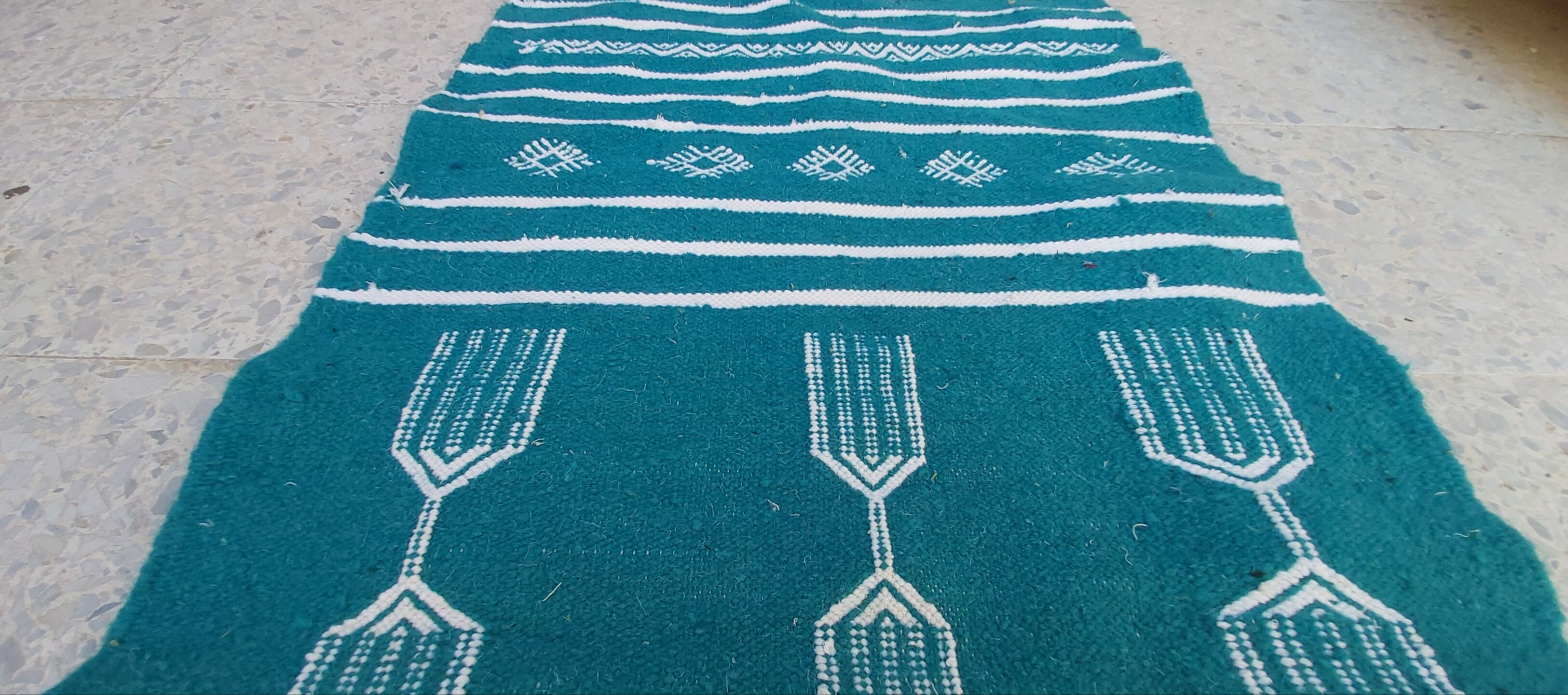 Handmade blue and white kilim rug in pure wool 110x60