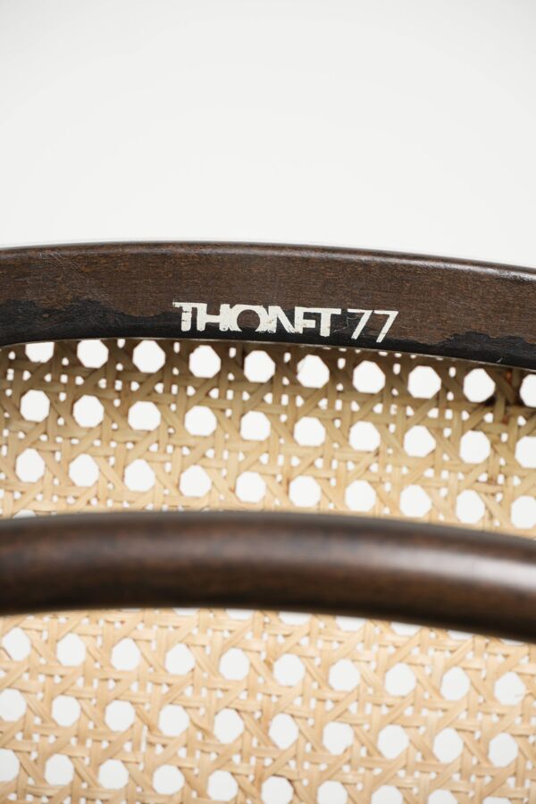 6 chaises vintage Thonet modèle Long John avec dossier haut