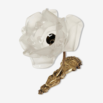 Tulip and brass applique