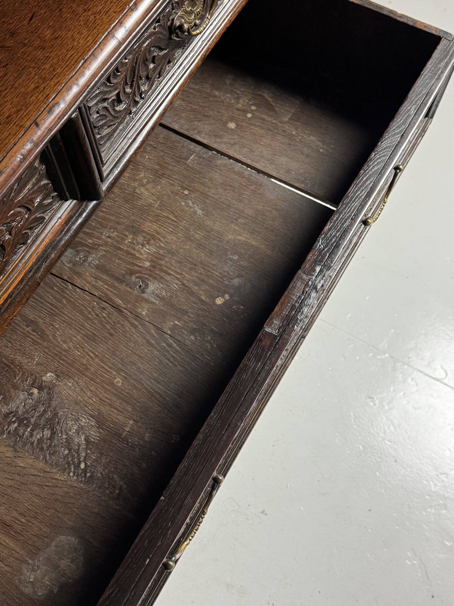 Commode anglaise du 19ème siècle