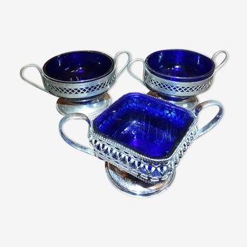 Set of 3 small blue glass cups