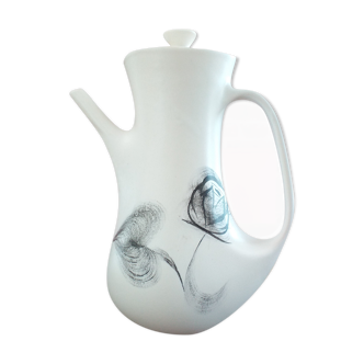 Model Rose Noire coffee maker in Niderviller porcelain