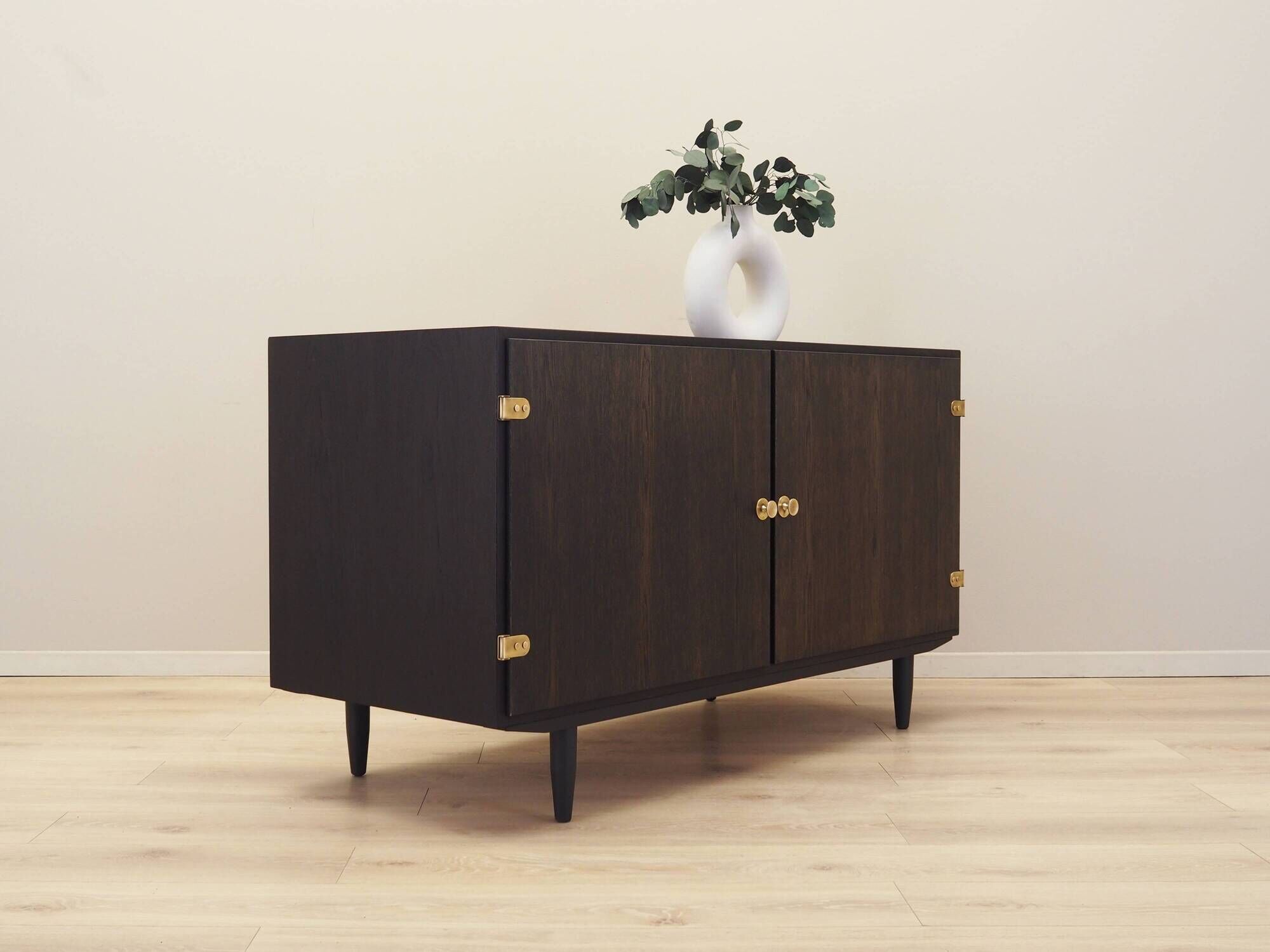 Oak cabinet, Scandinavian design, 1960s, designer: Børge Mogensen, manufact