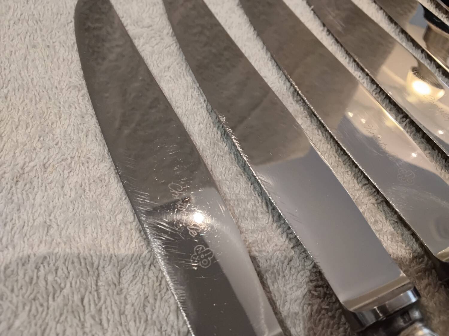 6 silver-plated metal table knives Christofle Marly 4 sharp blades