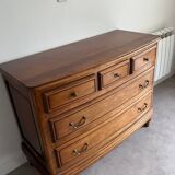 Magnificent varnished chest of drawers