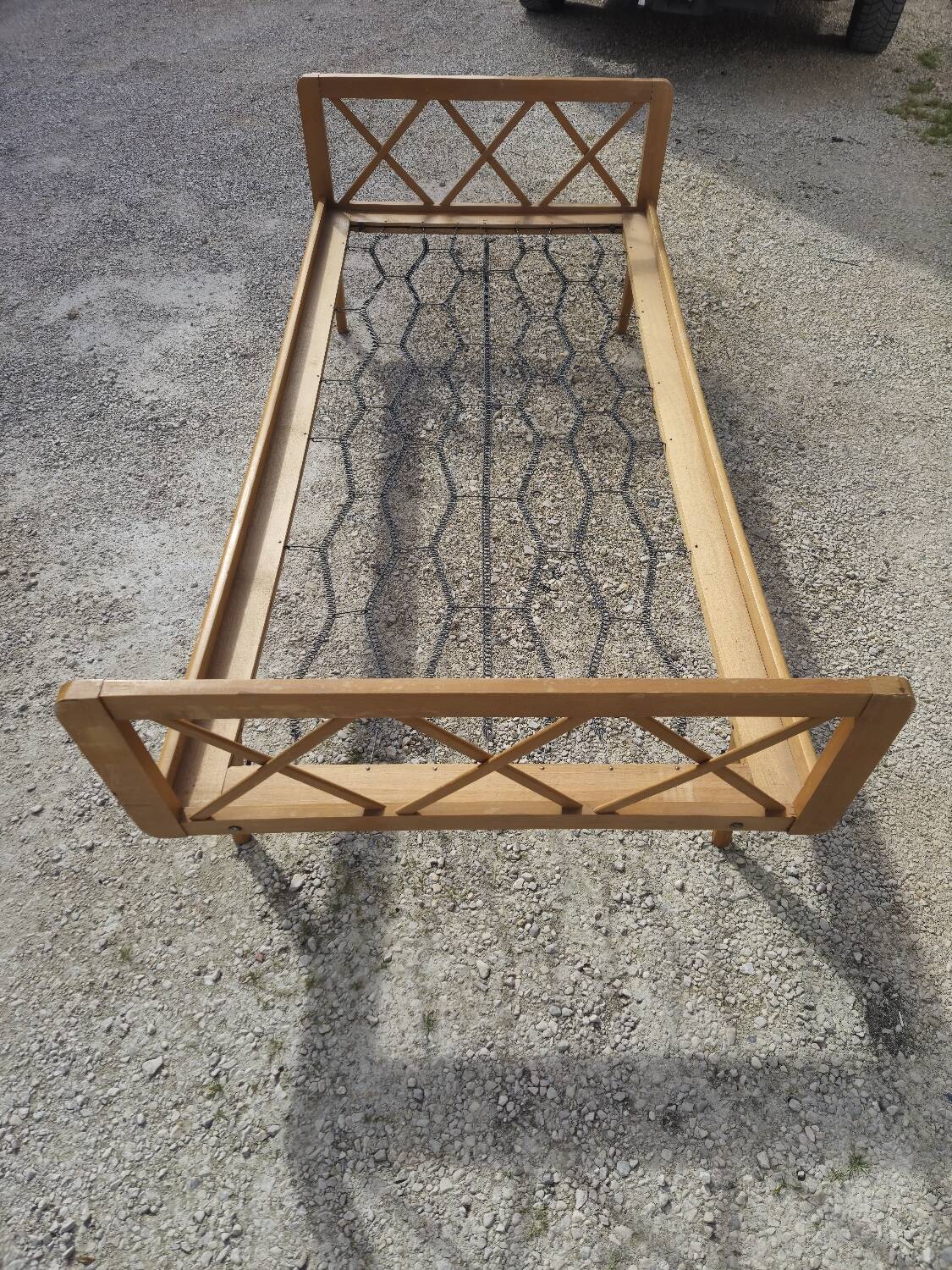 Vintage bed with compass feet from the 1950s