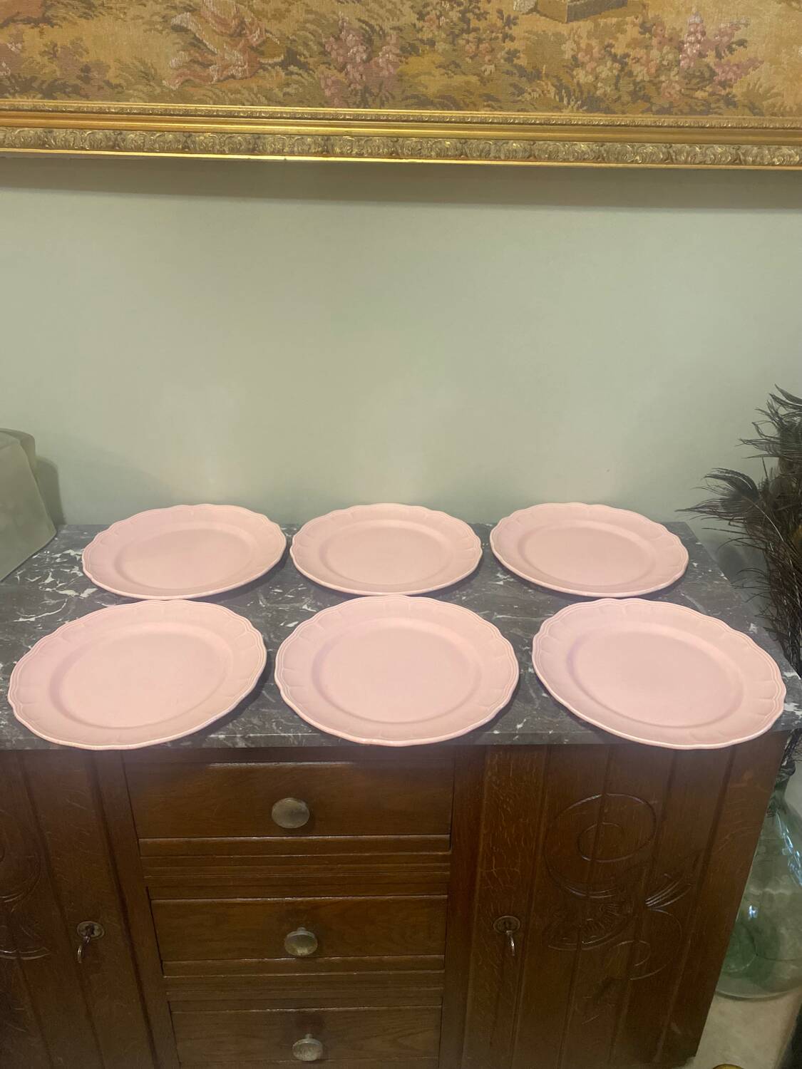 6 pink dinner plates