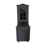Corner cabinet