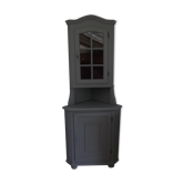 Corner cabinet