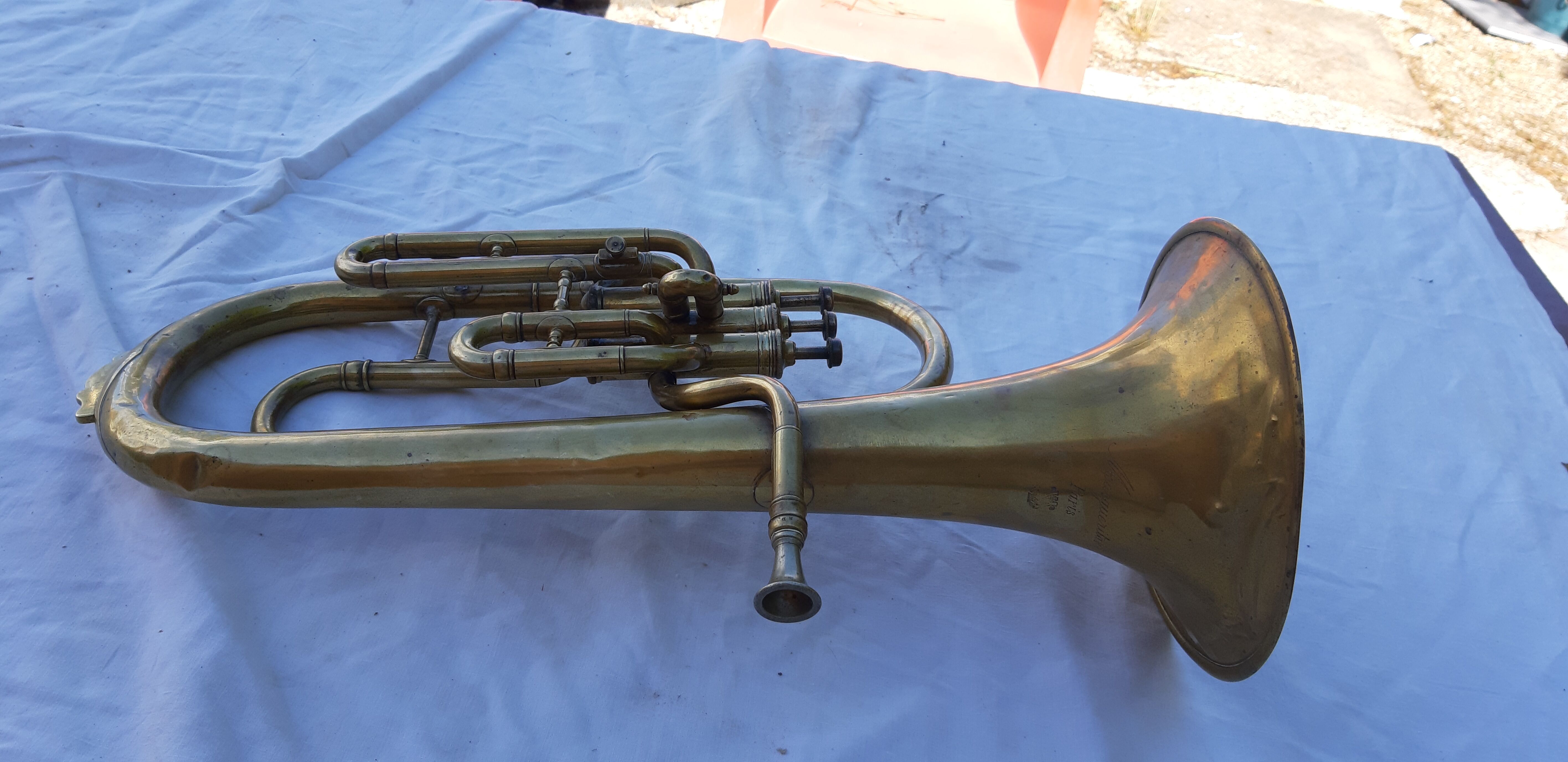 Trumpet cornet ancient margaritas