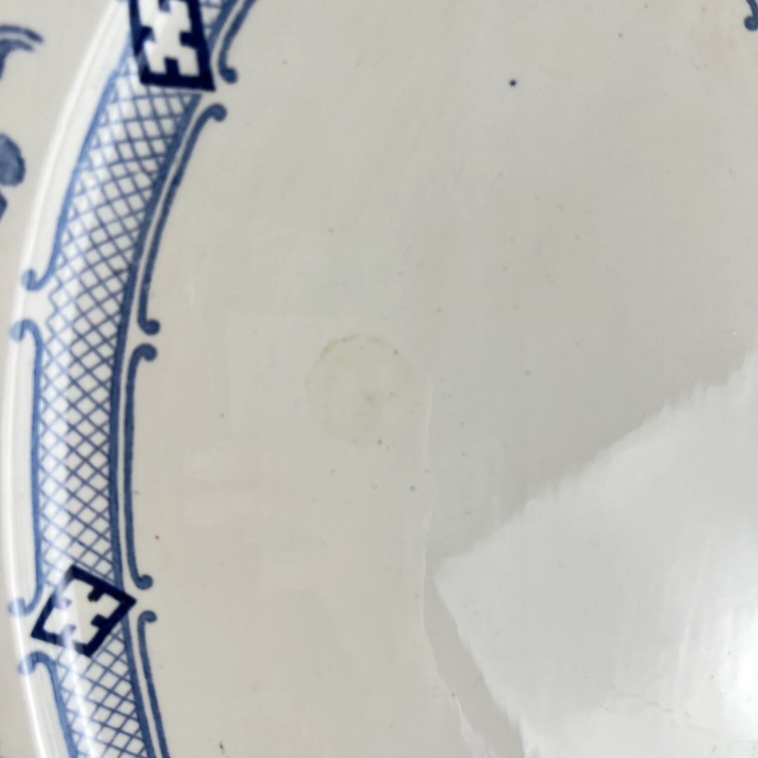 Large oval dish Terre de Fer KG Lunéville, model "Jane", blue, 1890-1915