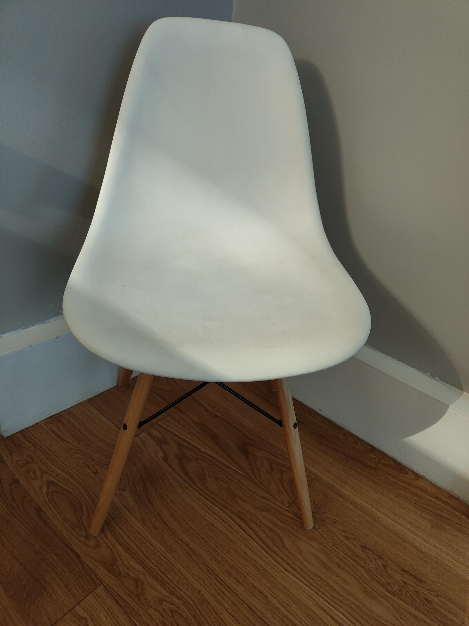 Lot de 4 chaises de Charles & Ray Eames pour Herman Miller