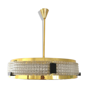 suspension en perspex