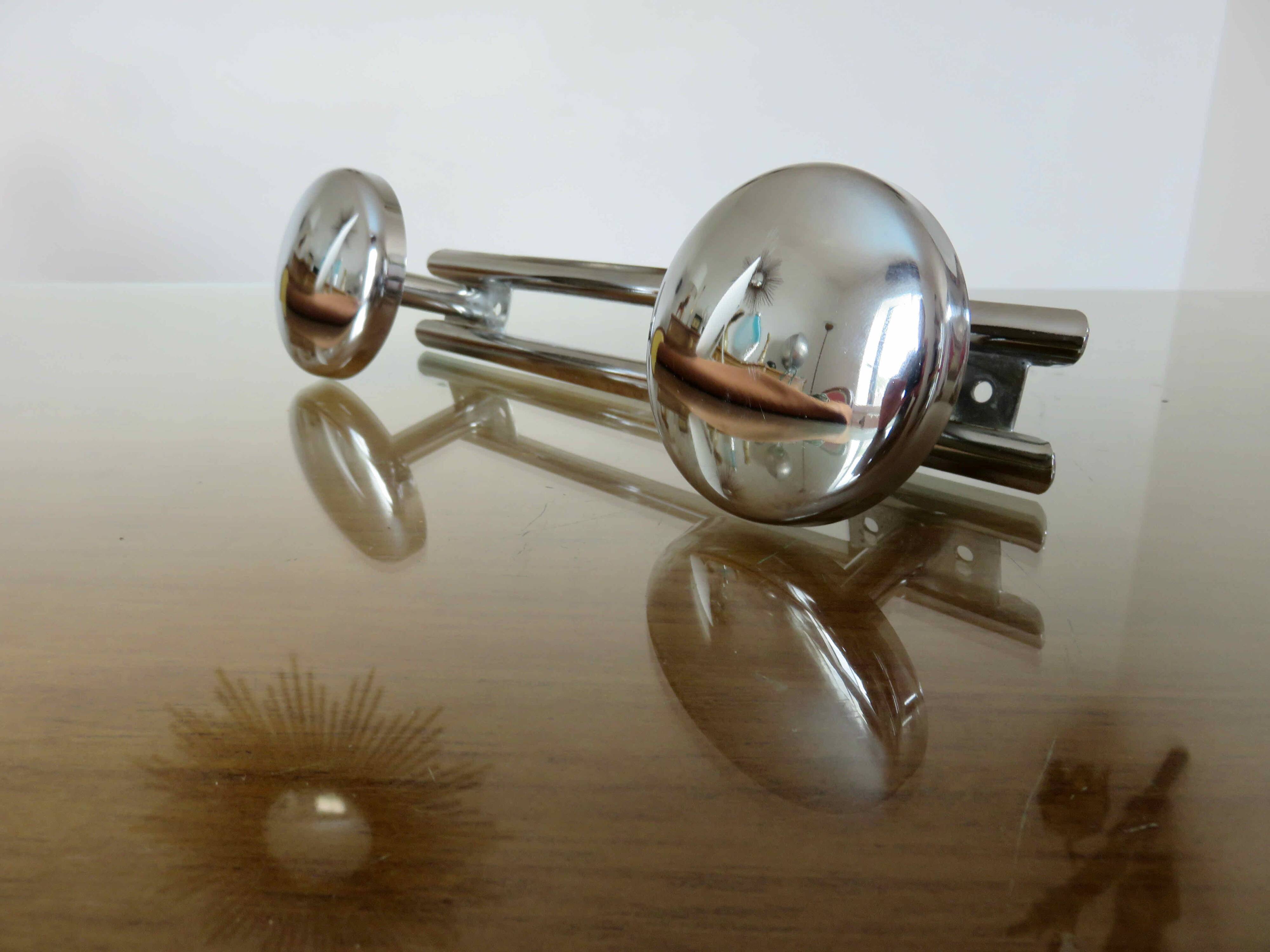 Wall coat rack in chrome metal from the 70s