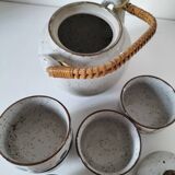 Japanese teapot and cups