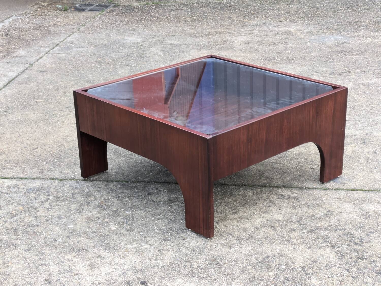 Vintage rosewood and glass coffee table by Claudio Salocchi, "Oriolo" model