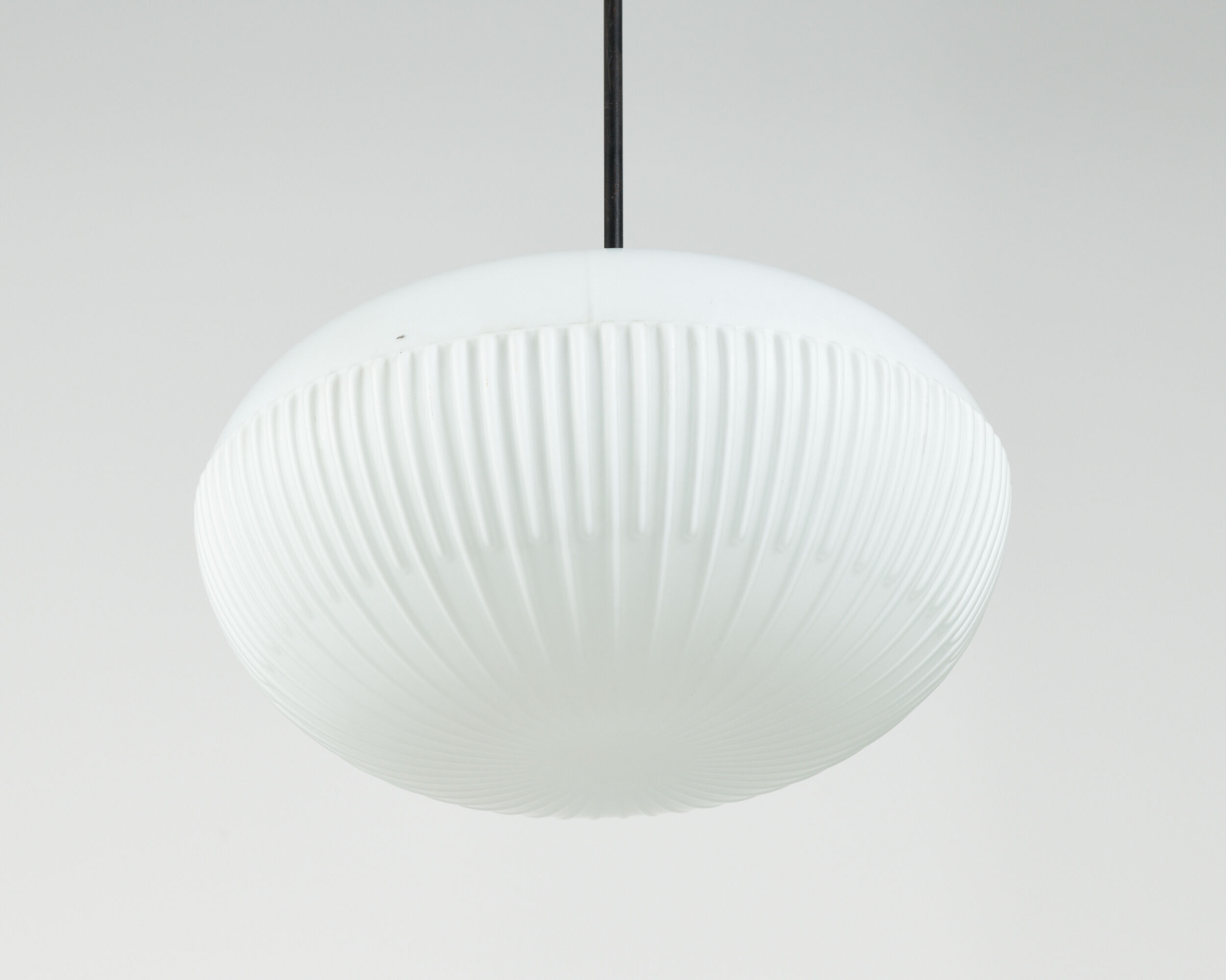 Suspension en verre Oopaline par Napako années 60