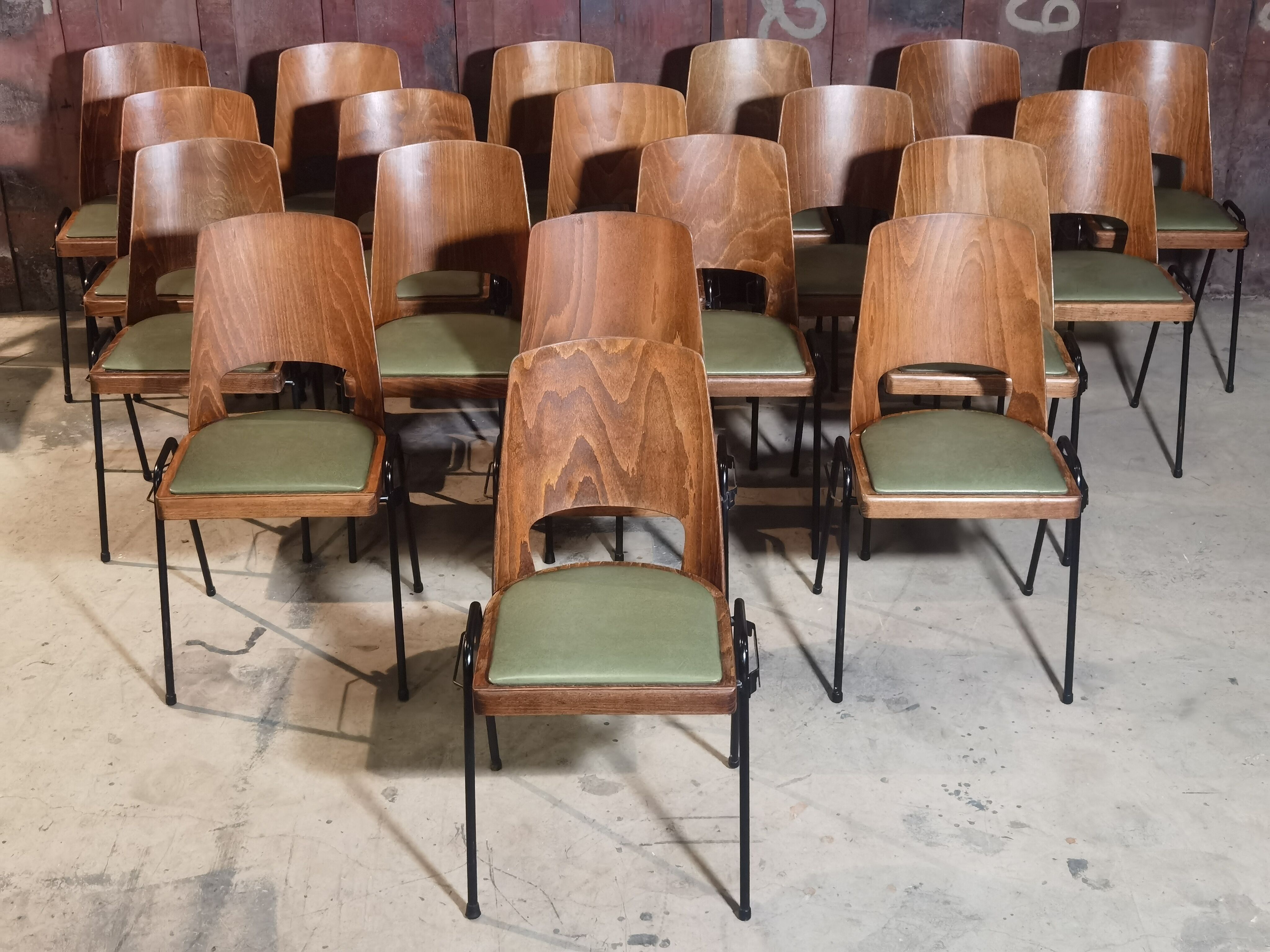 Lot of 19 chairs Baumann Manhattan skai green