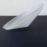 Globe for ceiling light. Conical shape. For a soft and speckled light.