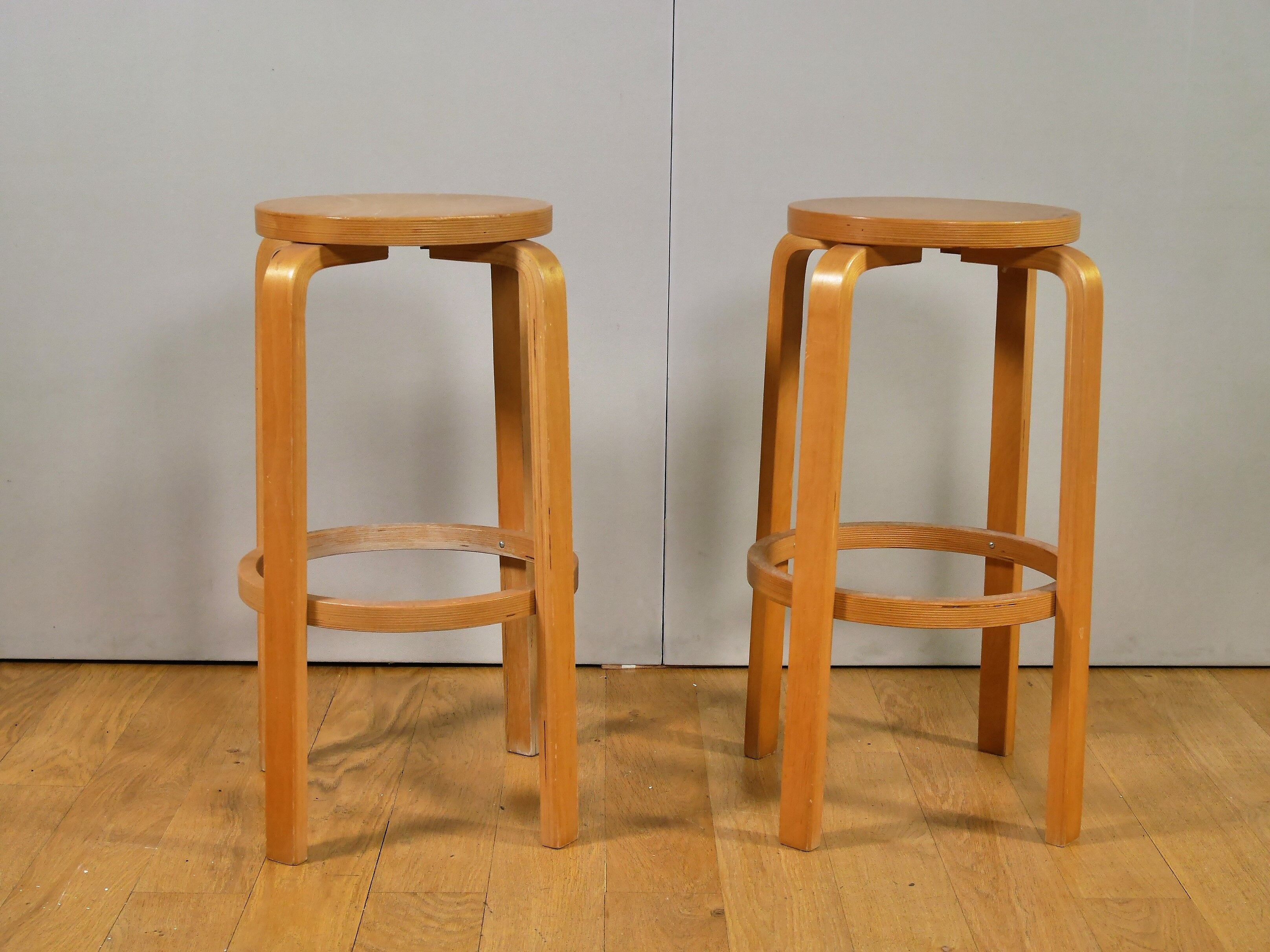 Scandinavian stool