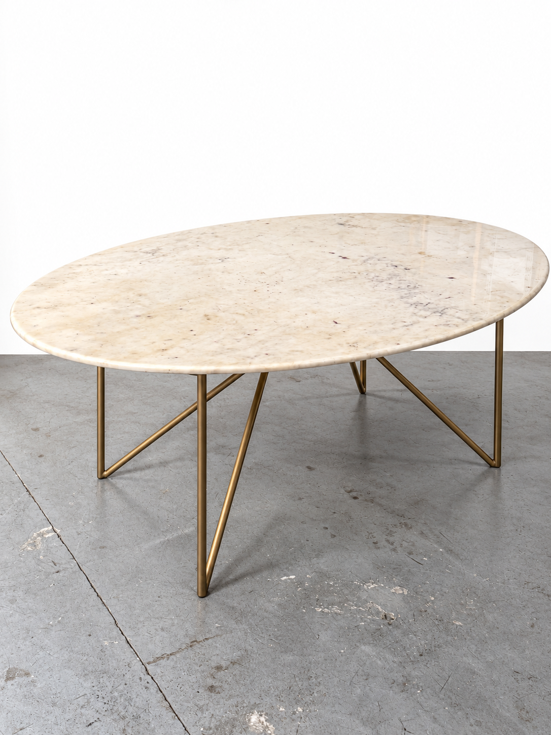 Table ovale en marbre