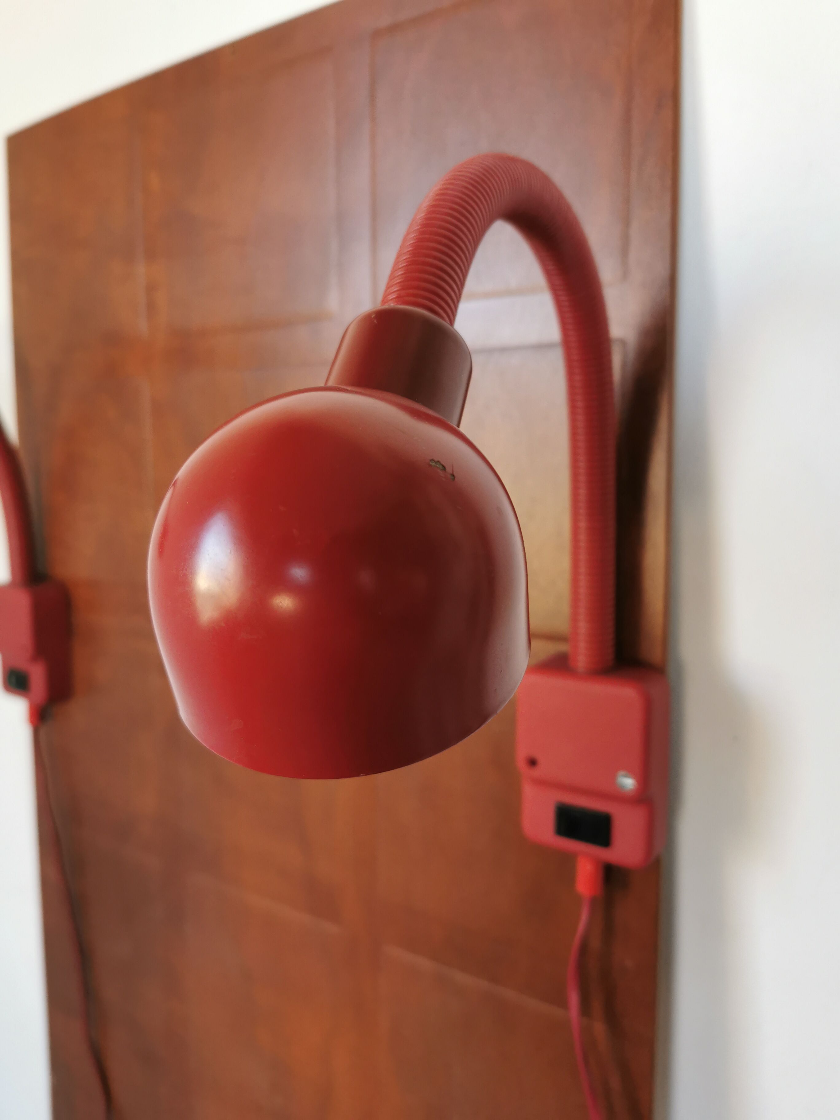 Pair of cobra sconces 1980