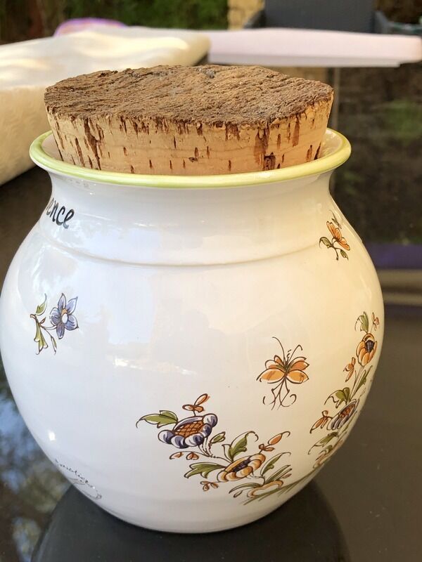 Moustiers herb pot