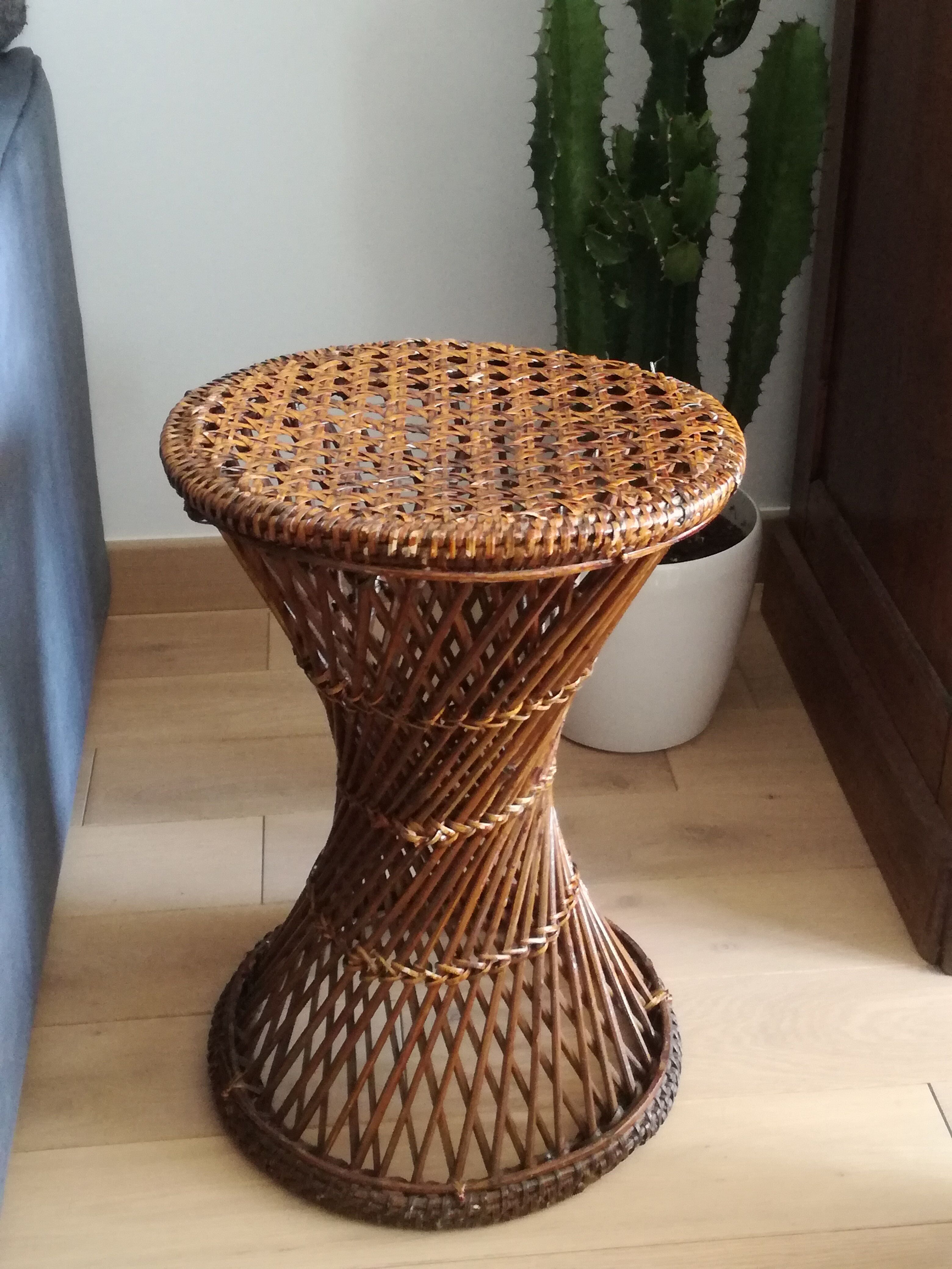 Diabolo model vintage rattan stool