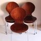 5 chaises style fourmi en contreplaqué moulé et métal chromé, esprit s