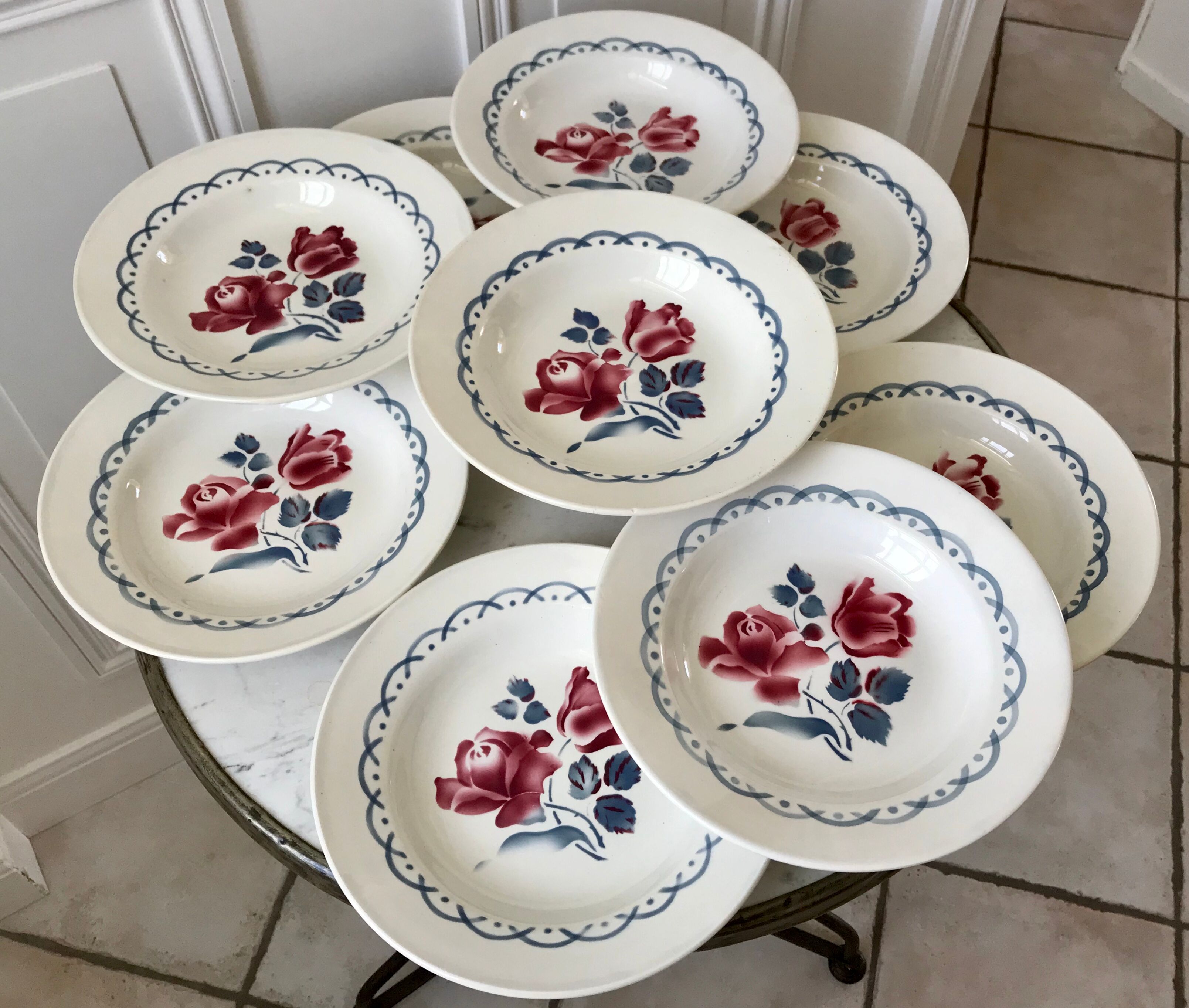 Set of 9 hollow plates Digoin Sarreguemines model "Cannes"