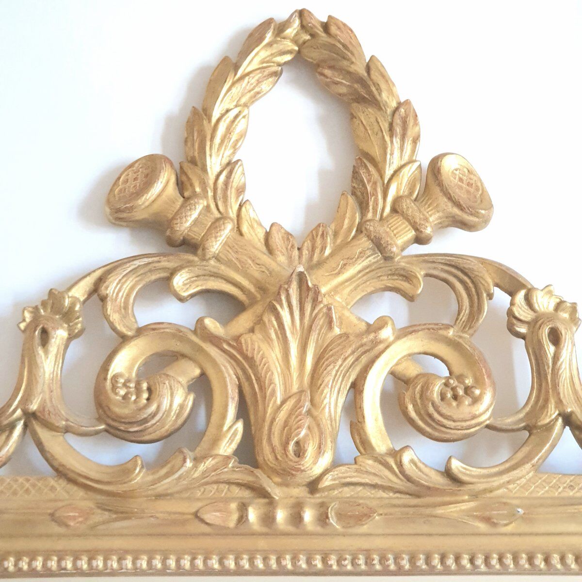 Miroir doré XXe style Louis XVI