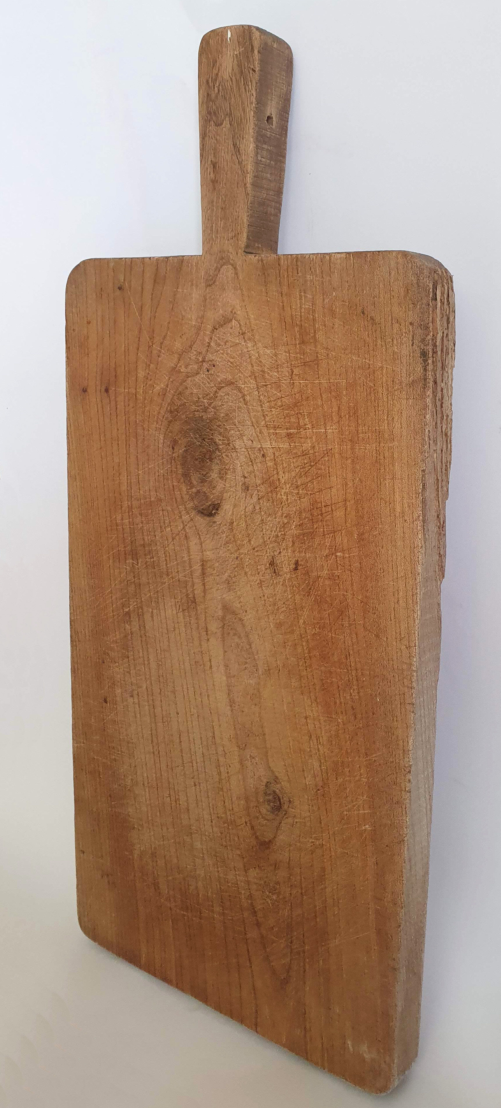 Wooden cutting board