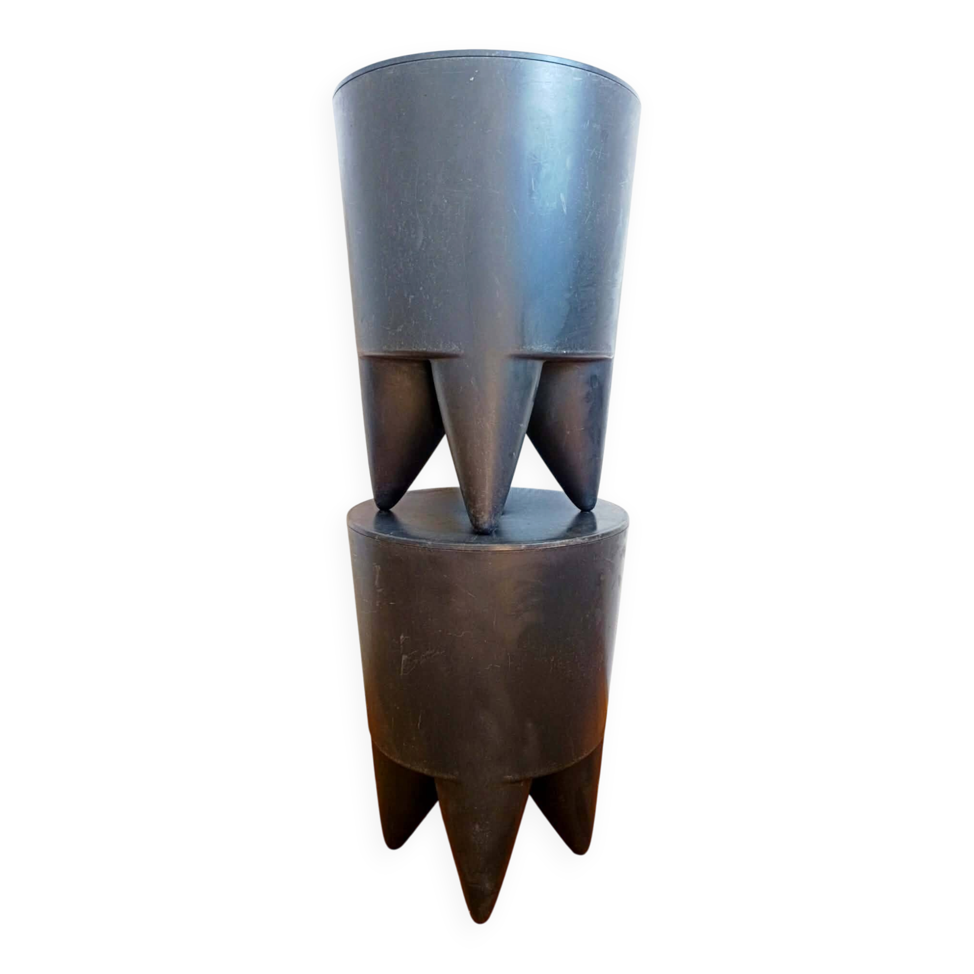 BUBU stools 1st by Starck