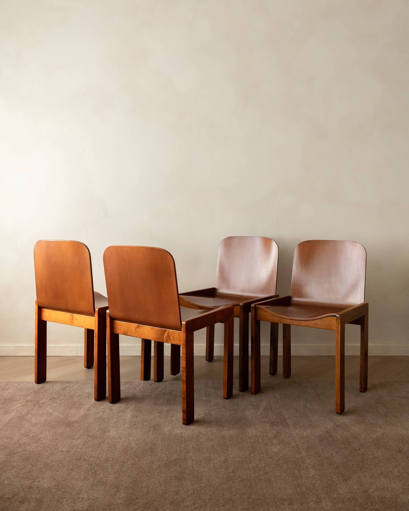 Italian Plywood Dining Chairs Attributed to Molteni, 1970s, Set of 4