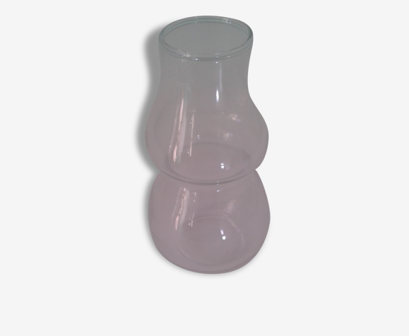 Petit vase en verre fin