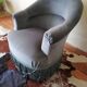 Fauteuil crapaud tissu bleu et frange