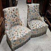 Pair of crapaud armchairs / Napoleon III – floral fabric – fringed skirt